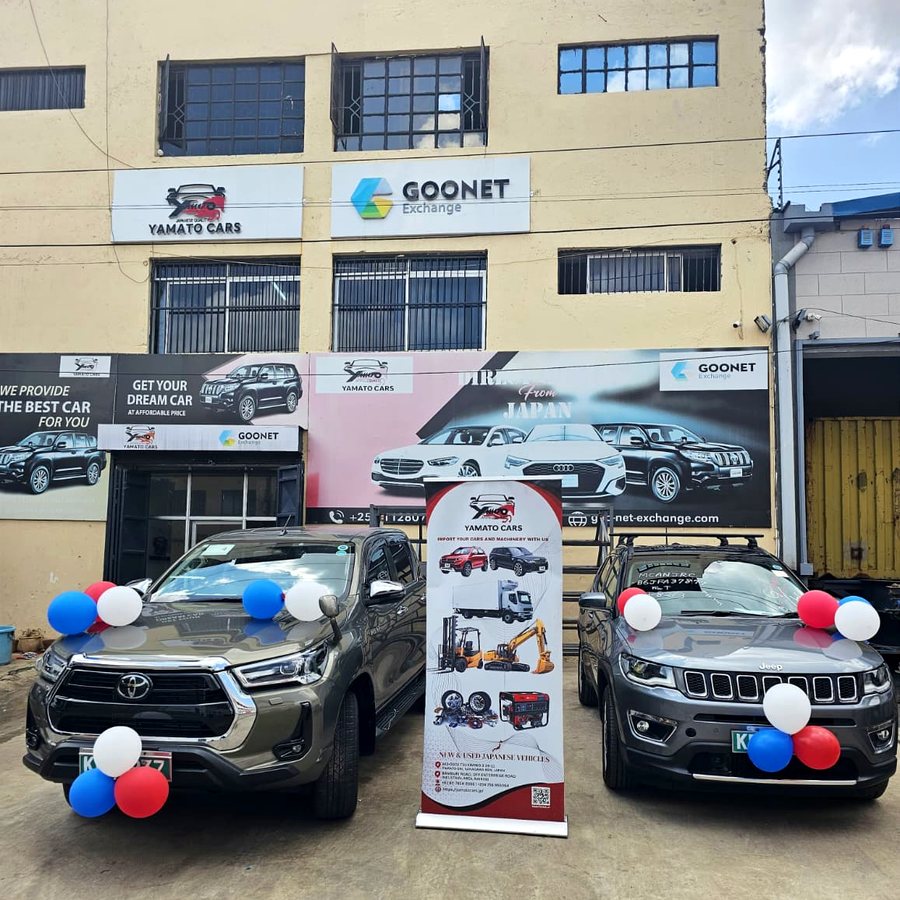 Toyota Hilux and Jeep Compass