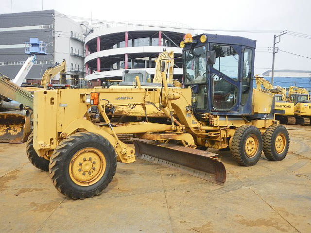 KOMATSU ROAD CONSTRUCTION GD355A-1
